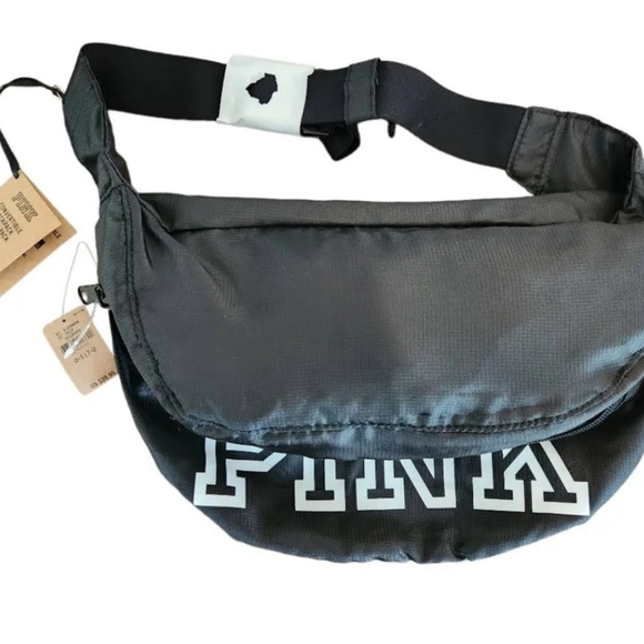 PINK VS Convertible Backpack into Fanny pack - Picture 6 of 6